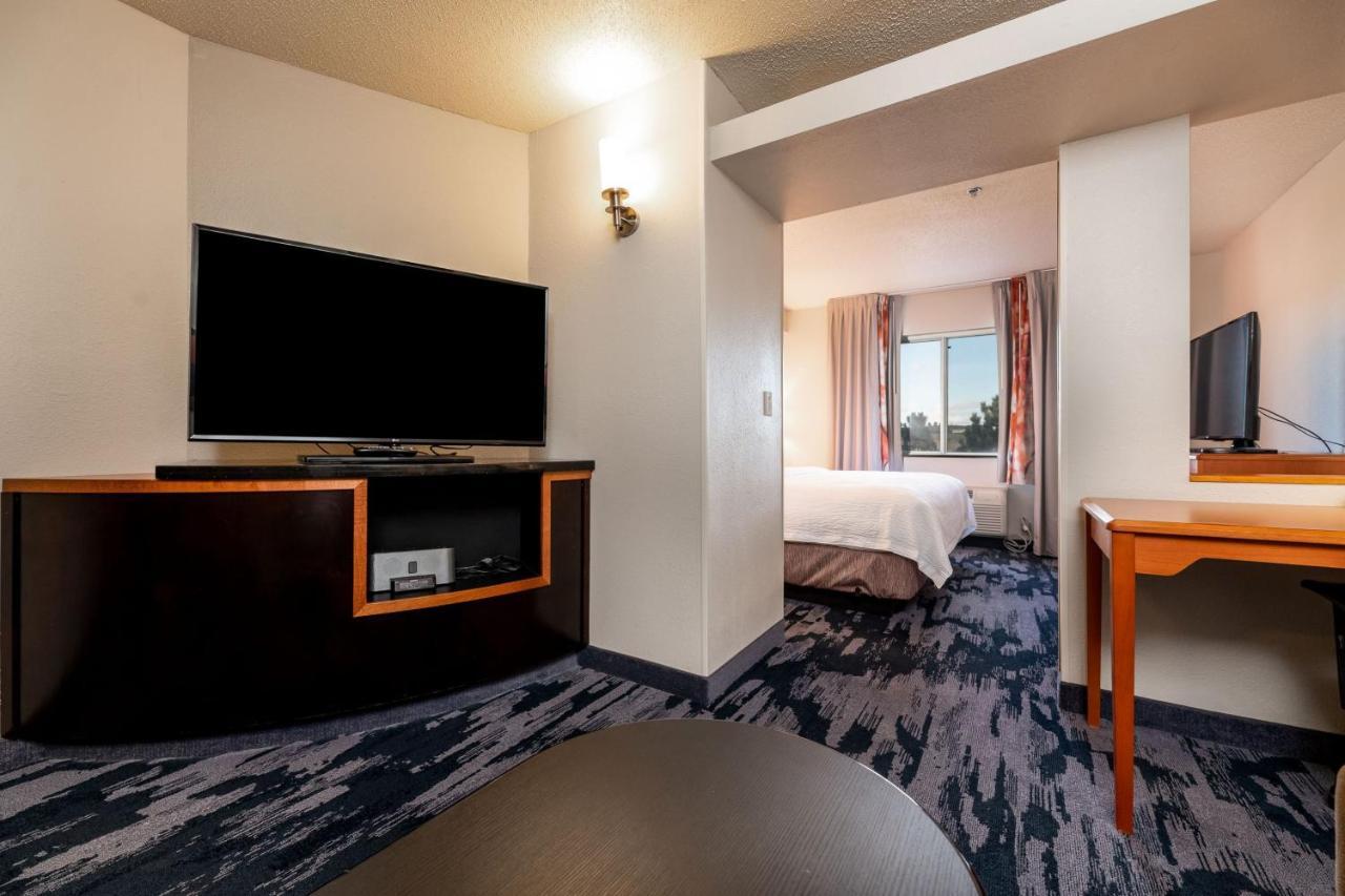 Fairfield Inn & Suites By Marriott Spearfish Exterior photo