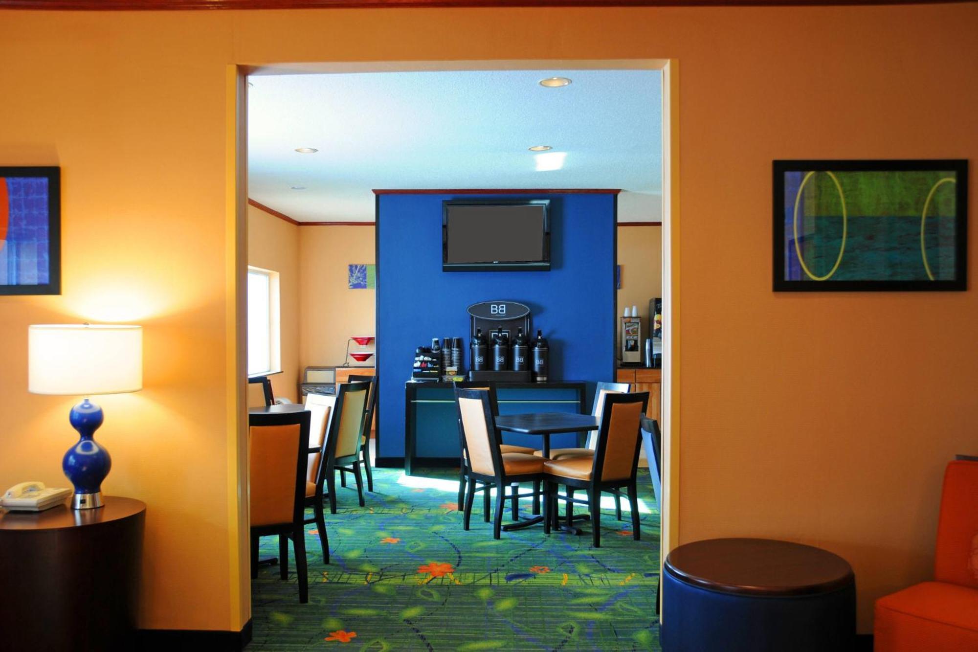 Fairfield Inn & Suites By Marriott Spearfish Exterior photo